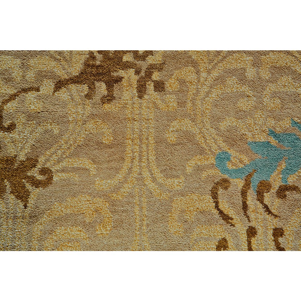 Qing Transitional Floral & Botanical, Tan/Brown/Blue, 2' x 3' Accent Rug. Picture 3