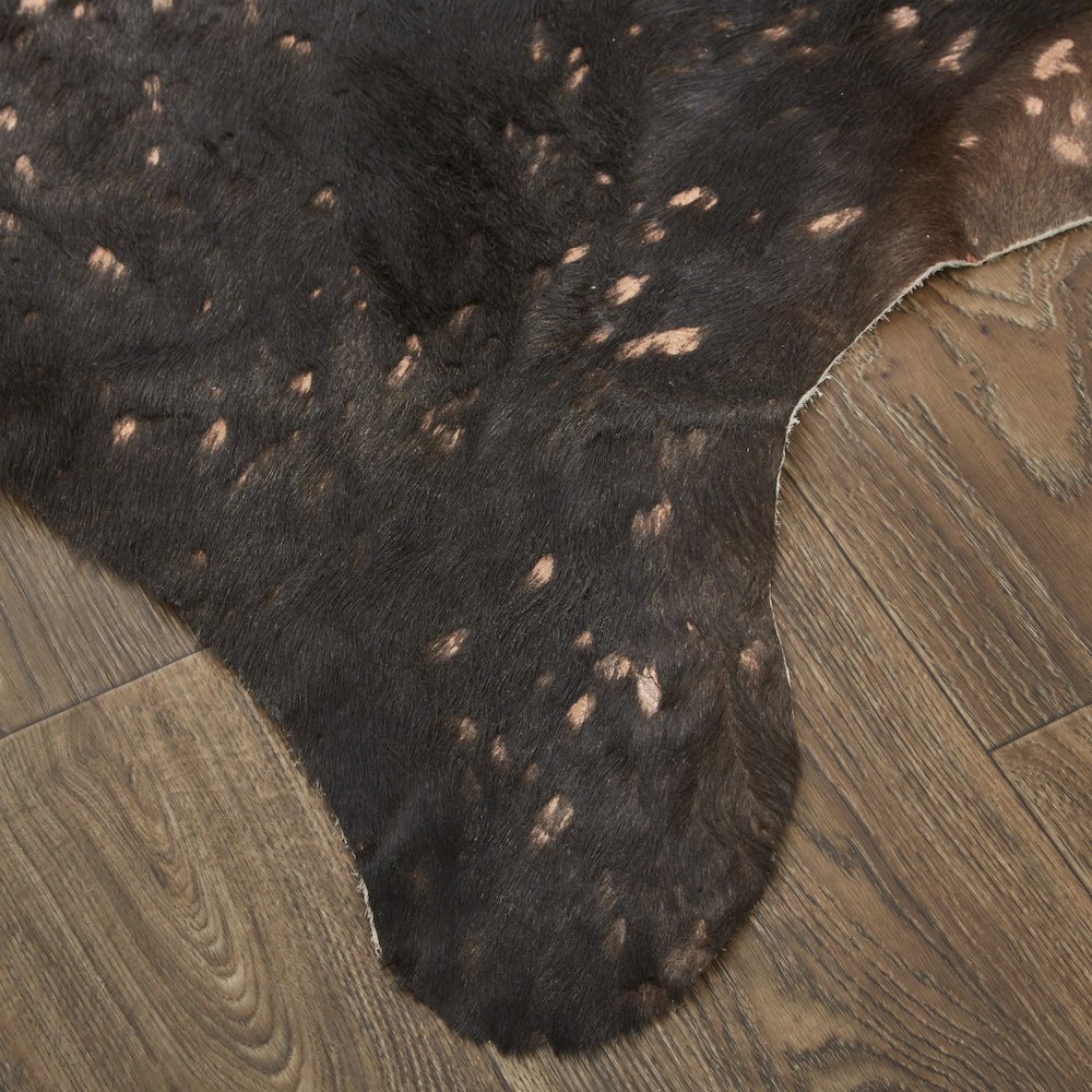 Ellyse Transitional Animal Print, Brown, Large Shaped Rug. Picture 3