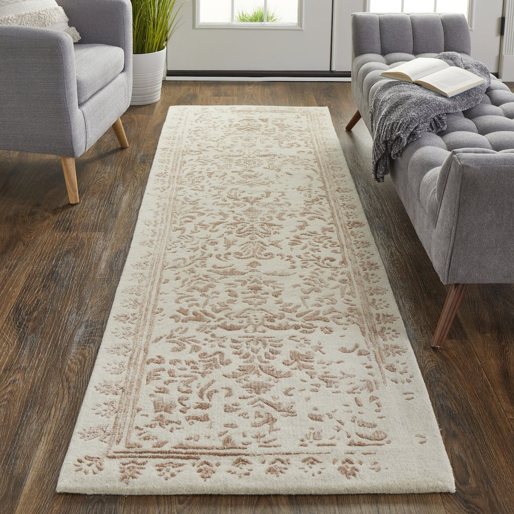 Bella Transitional Oriental, Ivory/Tan/Pink, 2'-6" x 8' Runner. Picture 2
