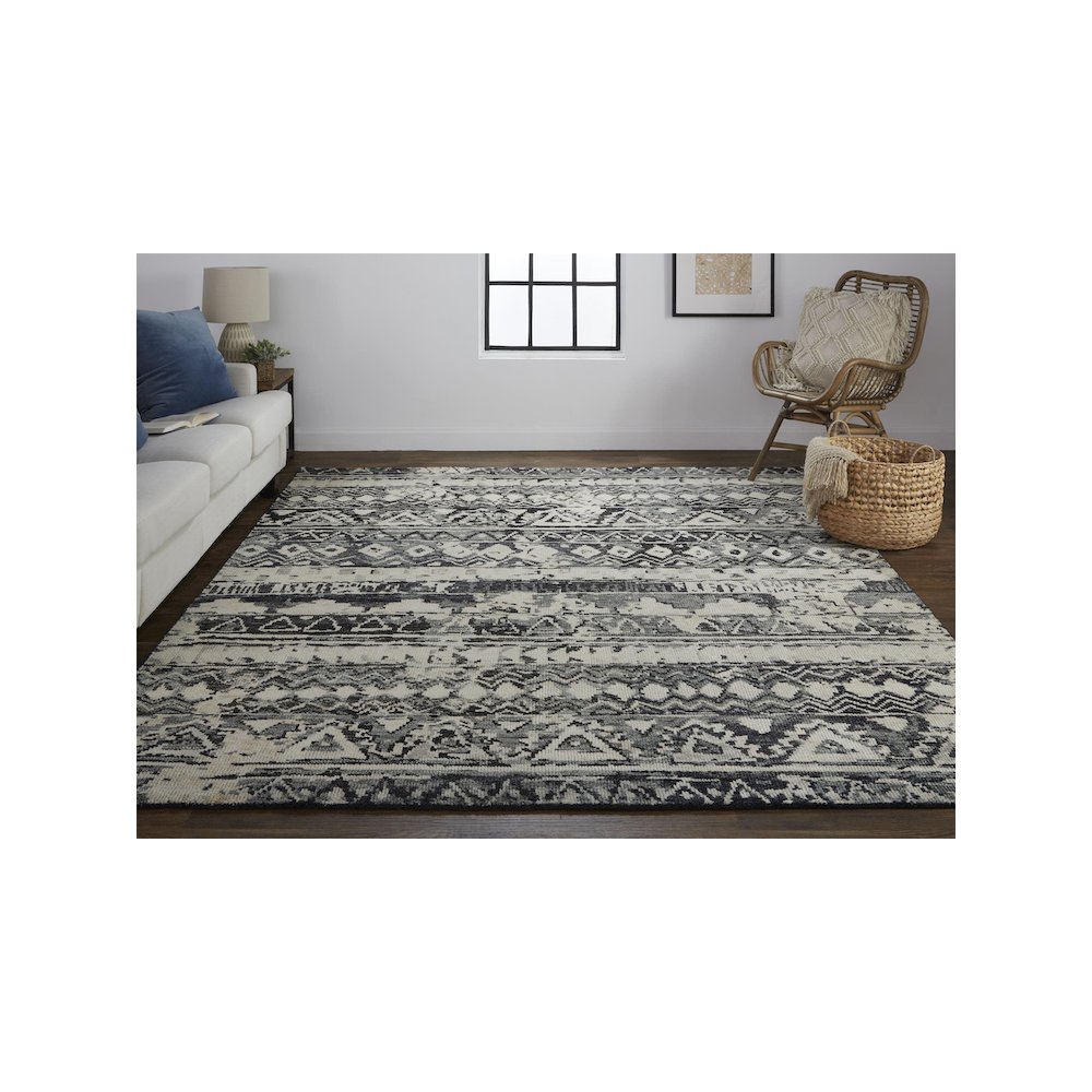 Palomar Luxe Hand Knot Accent Rug, Charcoal Gray/Light Beige, 2ft x 3ft, PAL6630FCHL000P00. Picture 2