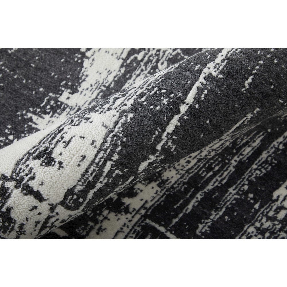 Coda Modern Abstract, Black/White, 2' x 3' Accent Rug. Picture 5