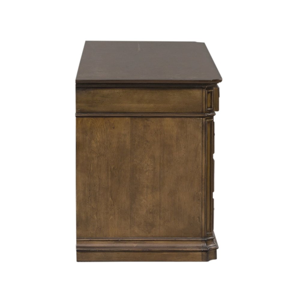 Amelia Credenza in Antique Toffee. Picture 4