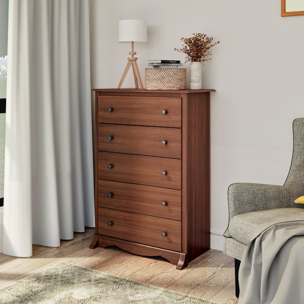 Cherry Monterey 5 Drawer Chest. Picture 7