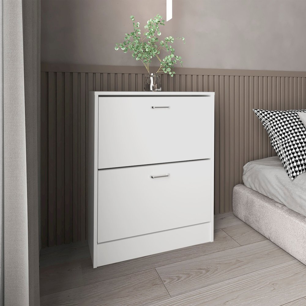 Entiat Shoe Rack, 2 Doors, White. Picture 3