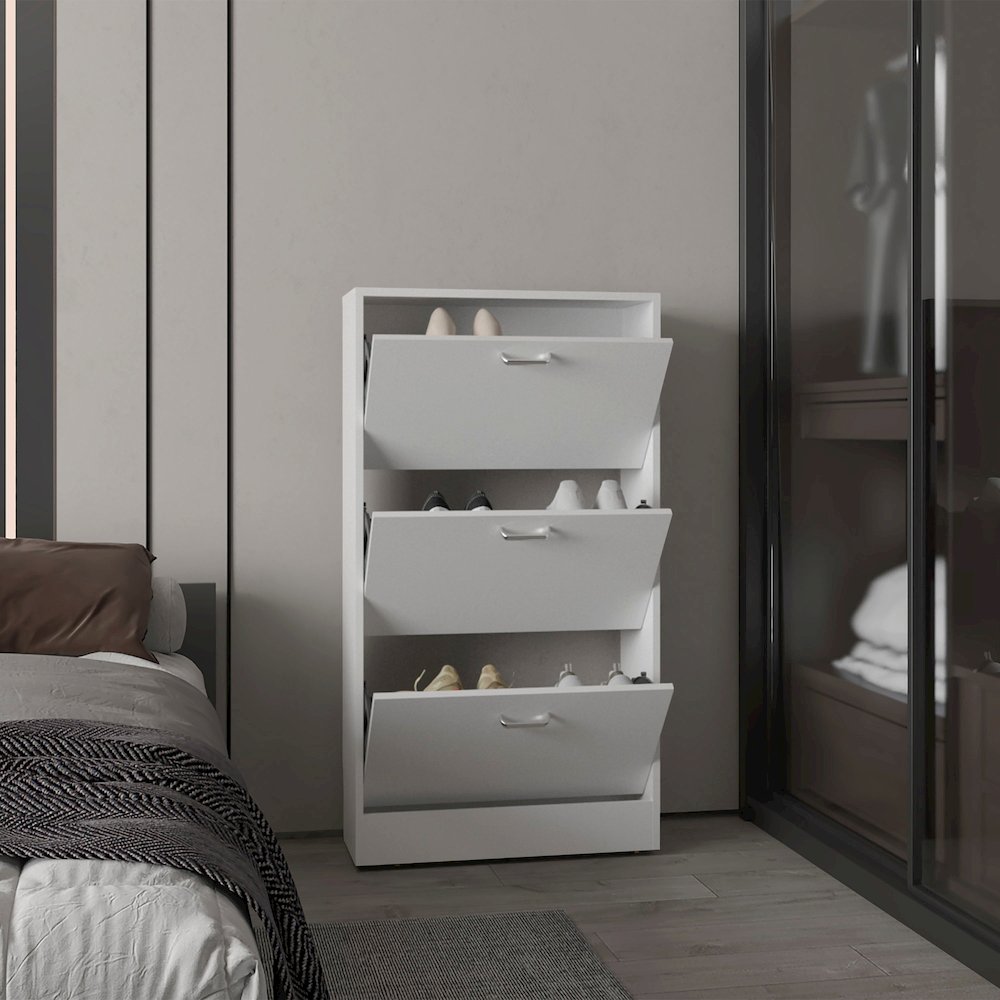 Crocker Shoe Rack, 3 Doors, 3 Shelves, White. Picture 5