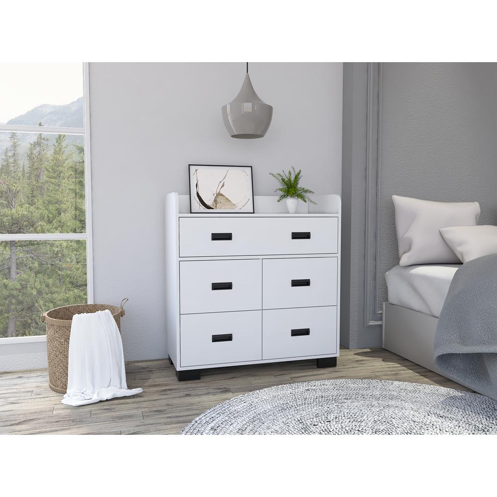 DEPOT E-SHOP Neptune Dresser, One Ample Drawer, Four Drawers, Four Legs, Countertop, White, For Bedroom. Picture 5