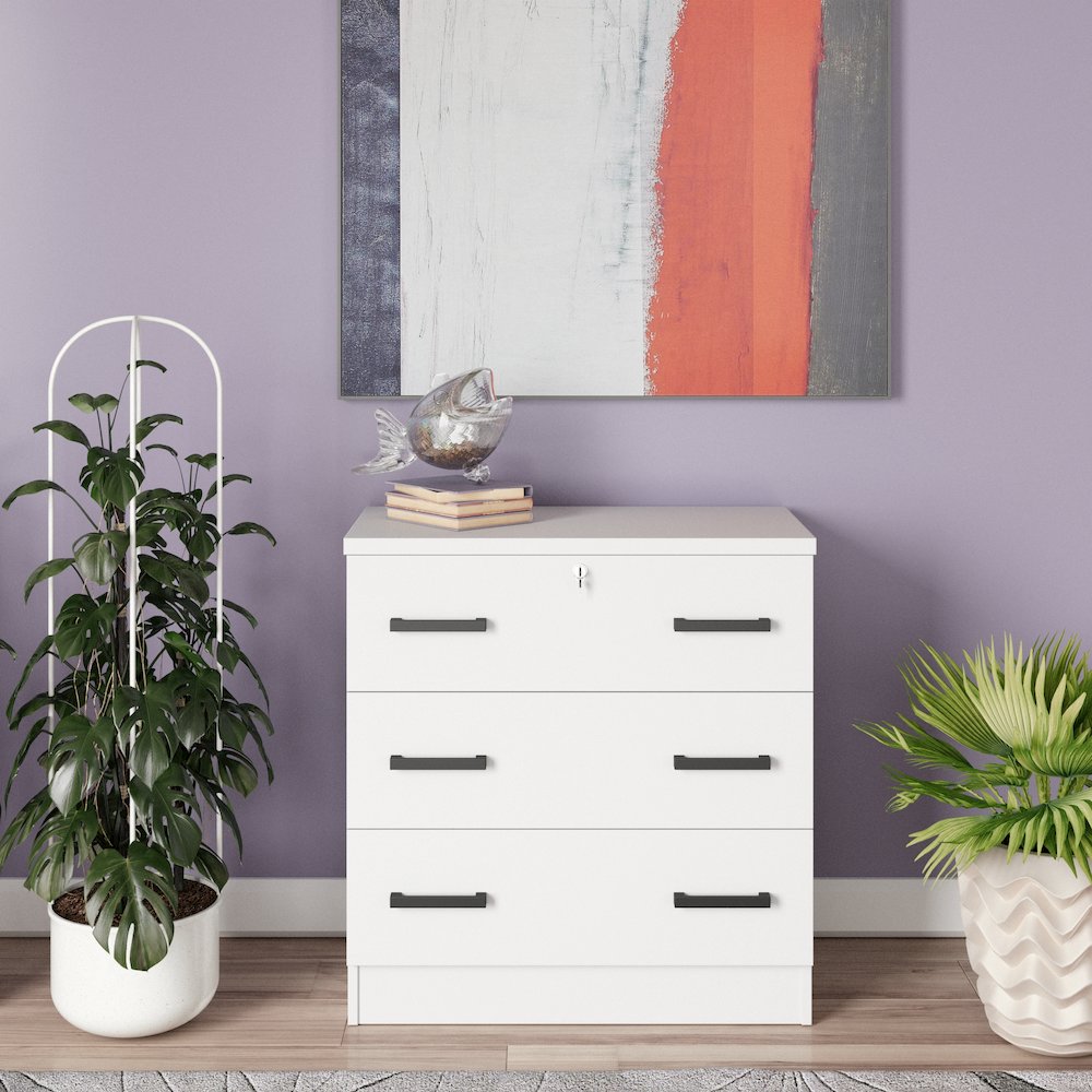 3 Drawers Chest  in White Color. Picture 2