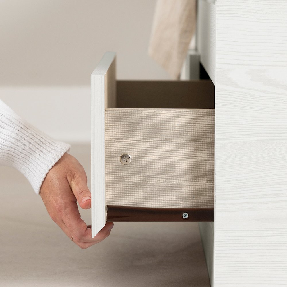 Hazen Bed and Headboard Set, White Pine. Picture 4