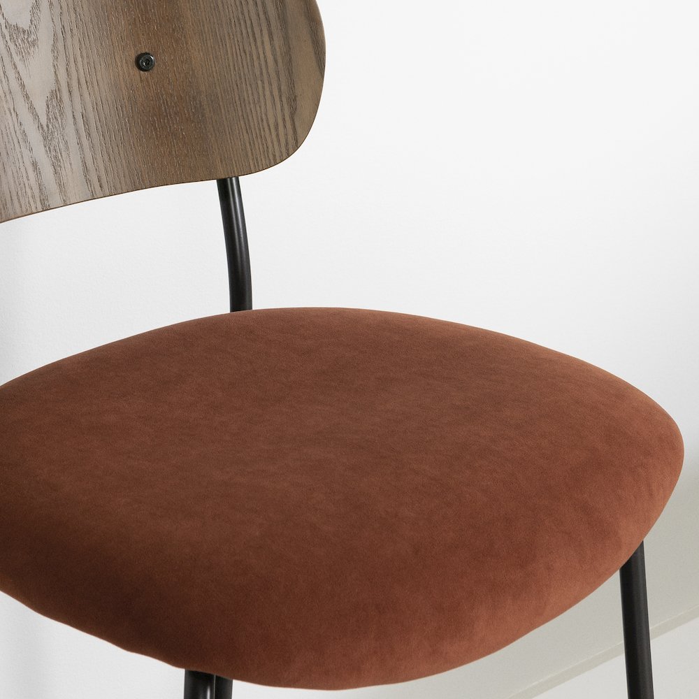 Hype Chairs with Metal Legs, Burnt Orange and Brown. Picture 4