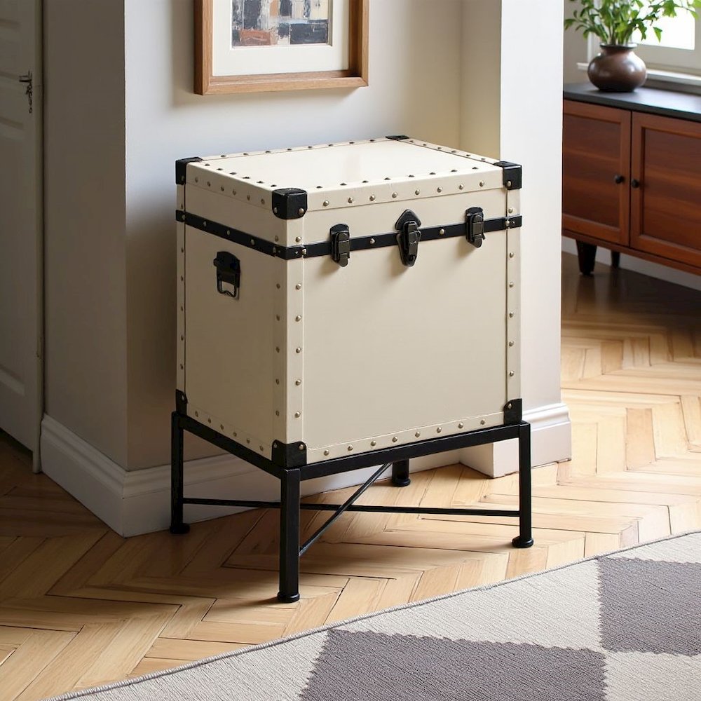 White Accent Cabinet with Nailhead Trim, Storage Trunk, Lift Top End Table. Picture 4