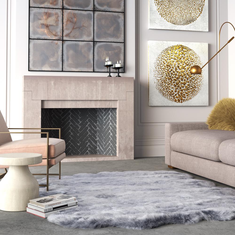 Gloss Black Faux Fur Area Rug, 2' x 3'. Picture 6
