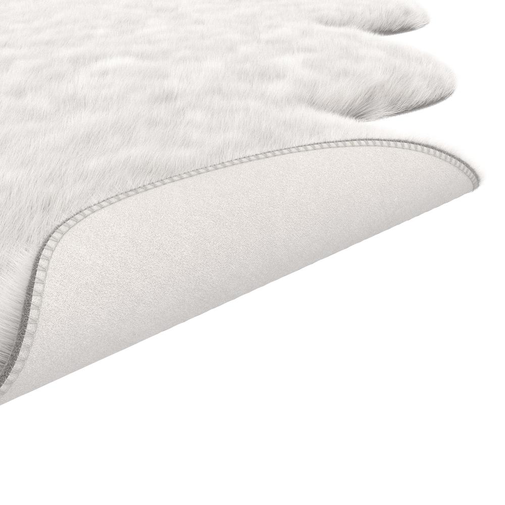 Gloss White Faux Fur Area Rug, 6' x 7'5". Picture 3