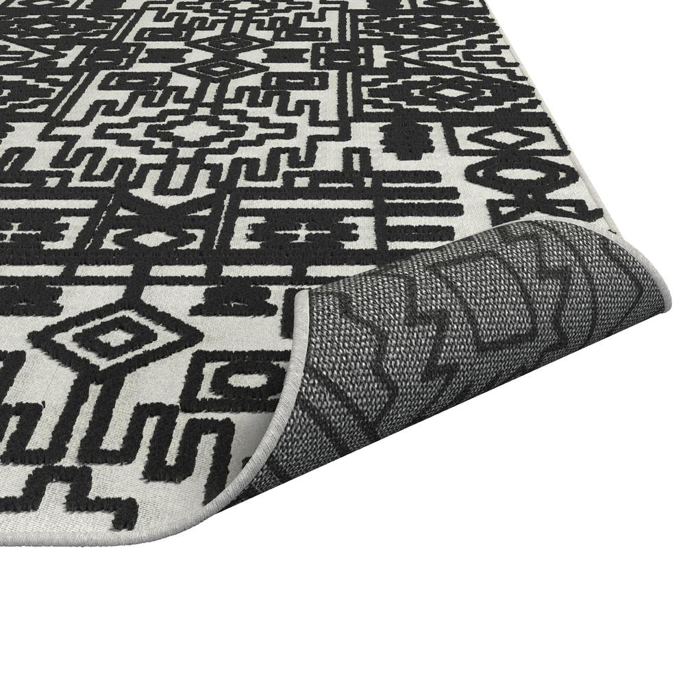 Napa Mercana Ivory and Black Chenille High-Low Area Rug, 5'3" x 7'6". Picture 3