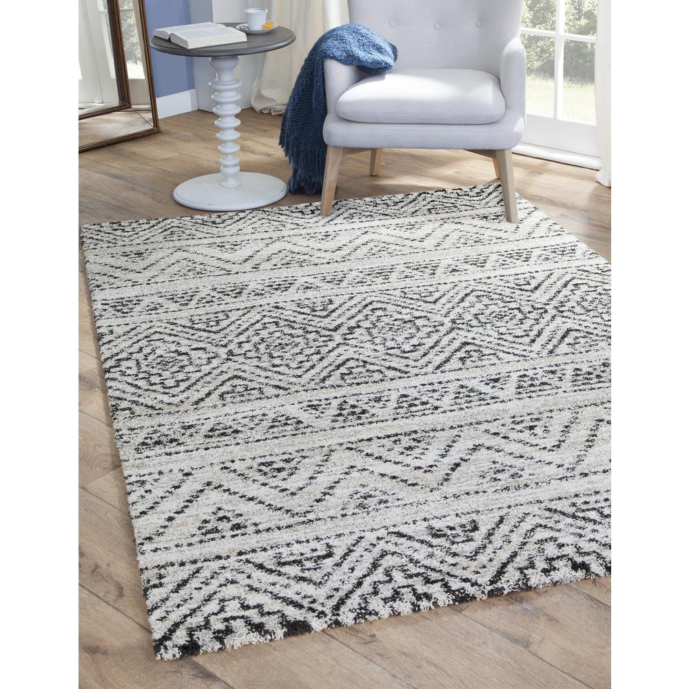 Granada Sella Ivory/Natural/Black Area Rug, 5'3" x 7'6". Picture 1