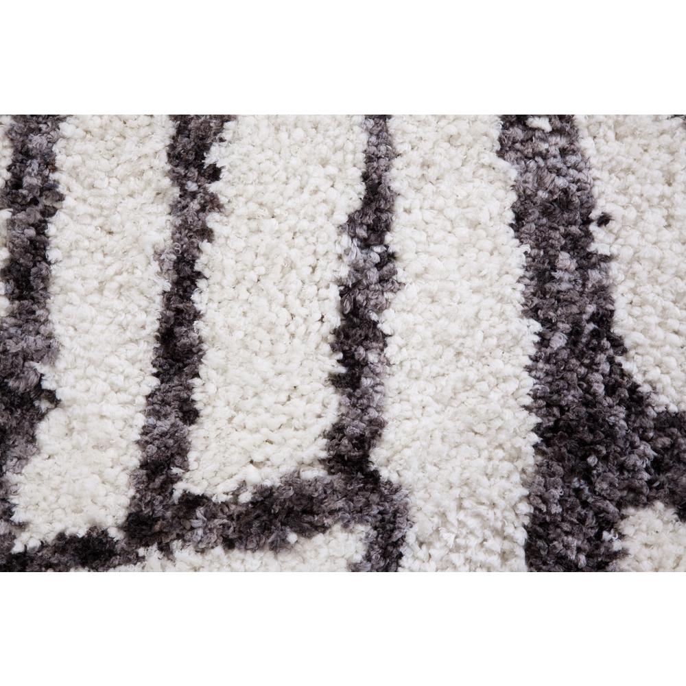 Oasis Juno White and Dark Gray Polyester Area Rug, 5'3 x 7'6". Picture 3