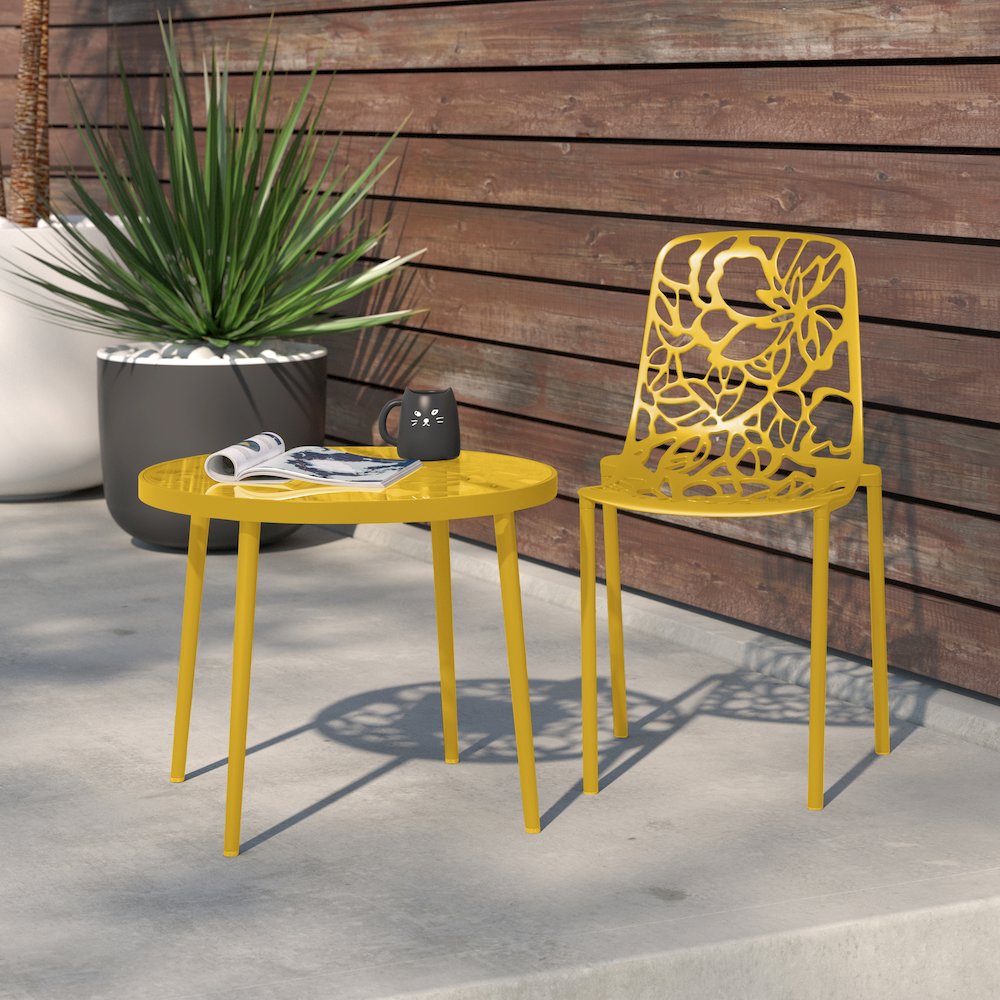 Modern Devon Aluminum Chair. Picture 2