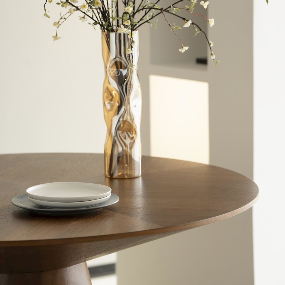 Fynix Collection Modern Dining Table In walnut. Picture 7