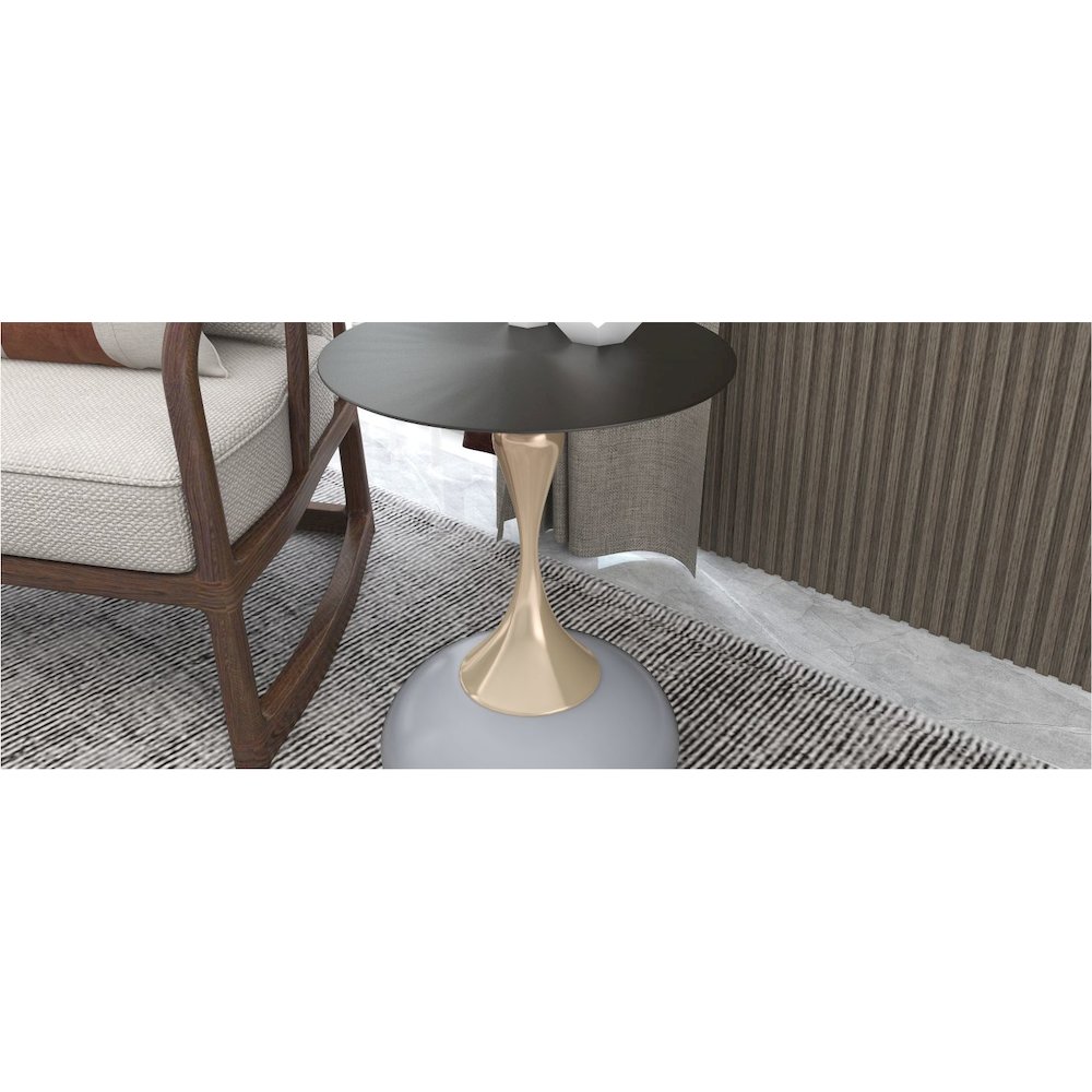 Savoy Collection Modern End Table In Silver. Picture 32