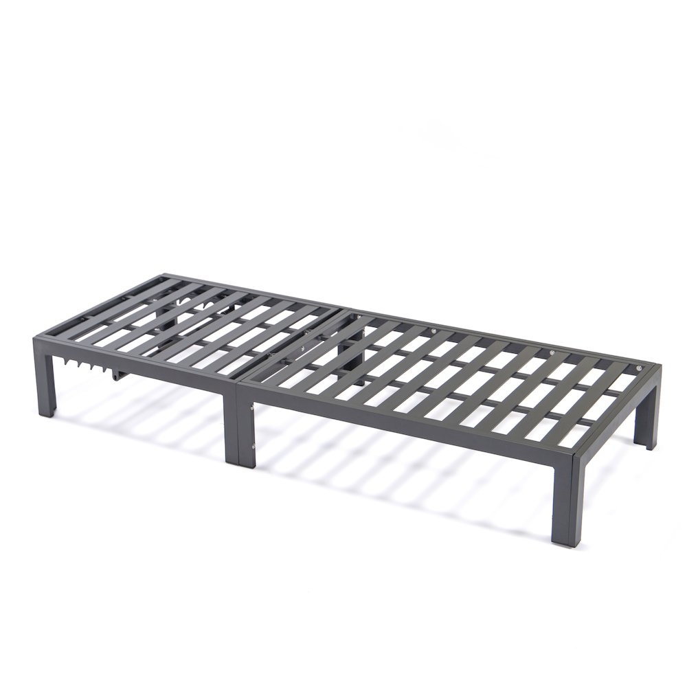 Chelsea Modern Outdoor Chaise Lounge Chair With Cushions. Picture 10