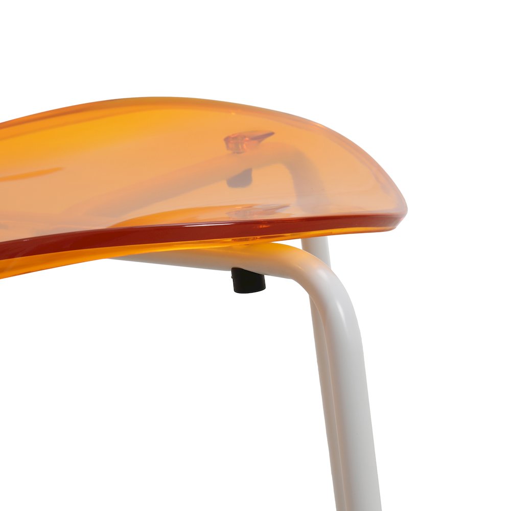 Modern Oyster Transparent Side Chair in White Base. Picture 12