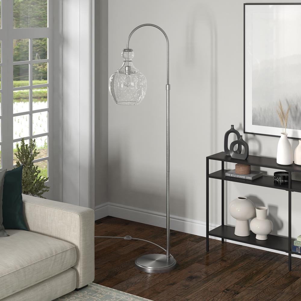 Verona Arc Floor Lamp with Glass Shade in Brushed Nickel/Seeded. Picture 2