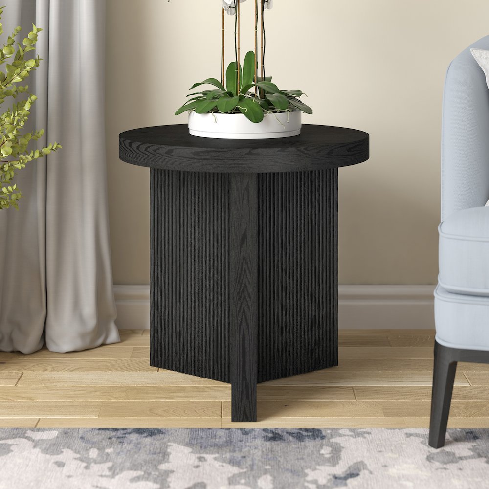 Holm 22" Wide Round Side Table in Black Grain. Picture 3