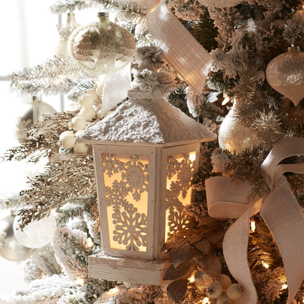 LED Winter Lantern 16.5"H. Picture 4