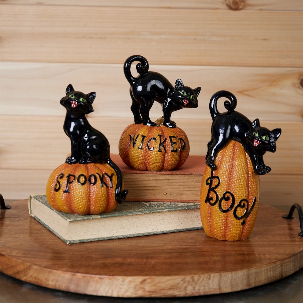 Black Cat on Pumpkin Figurine (Set of 3). Picture 2