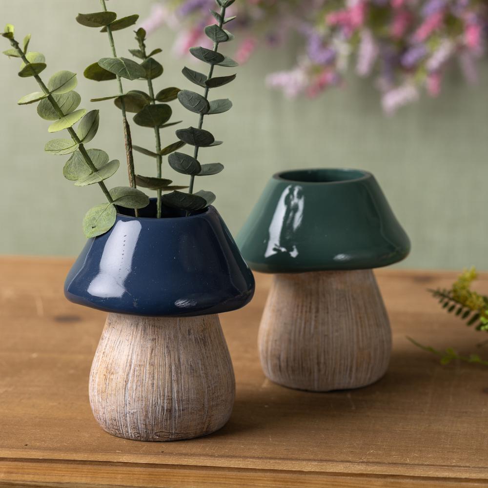 Mushroom Planter (Set of 2) 5.5"H Resin. Picture 2
