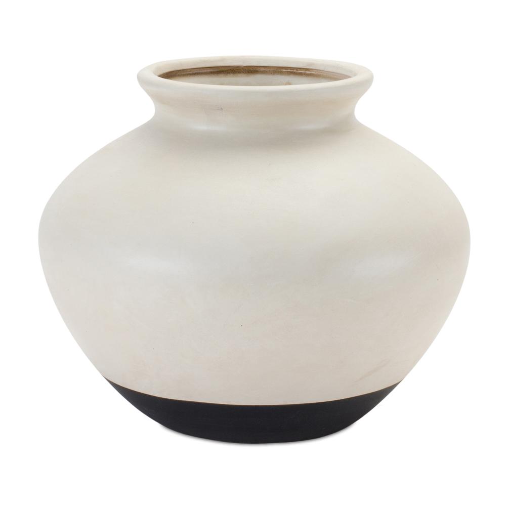 Pot 9"D x 7.5"H Ceramic. Picture 1