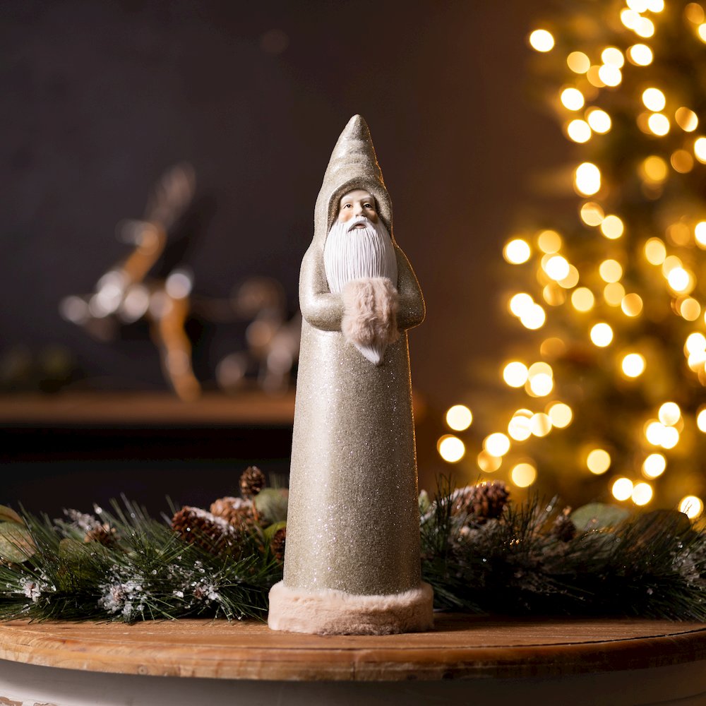 Santa (Set of 2) 17"H Terra Cotta. Picture 3