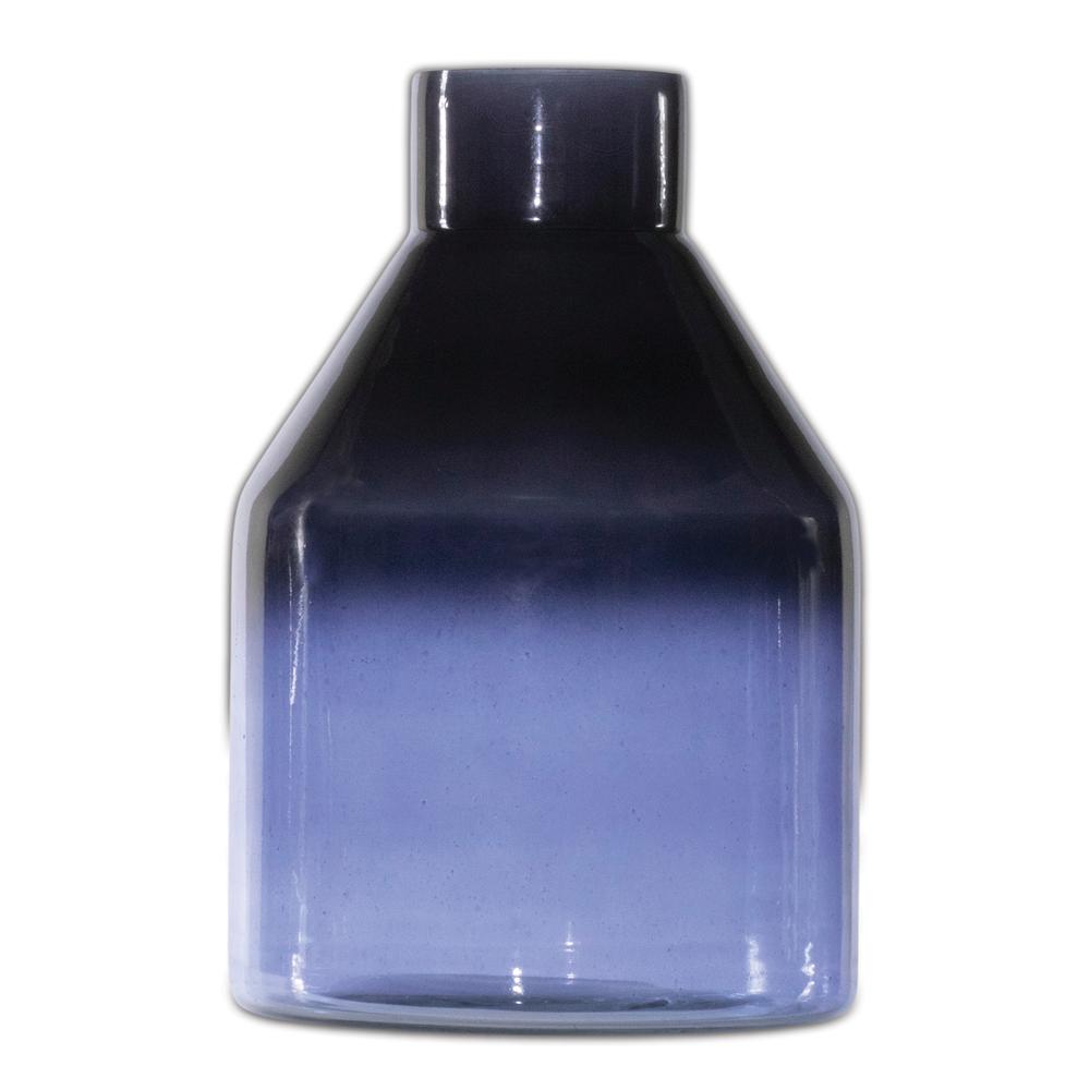 Vase 7"H Glass. Picture 1