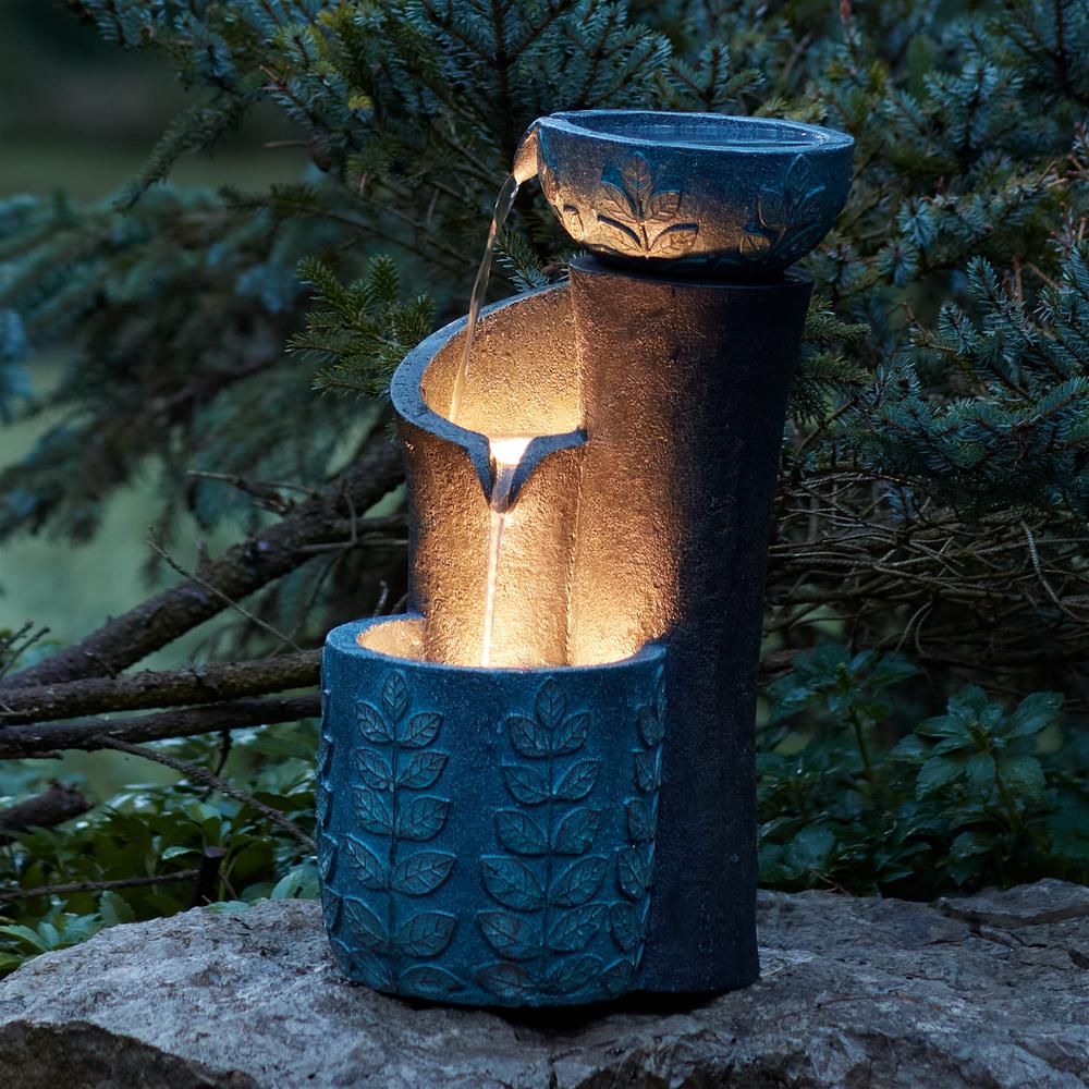 Fountain 12"L x 19.5"H Resin UL Pump. Picture 2