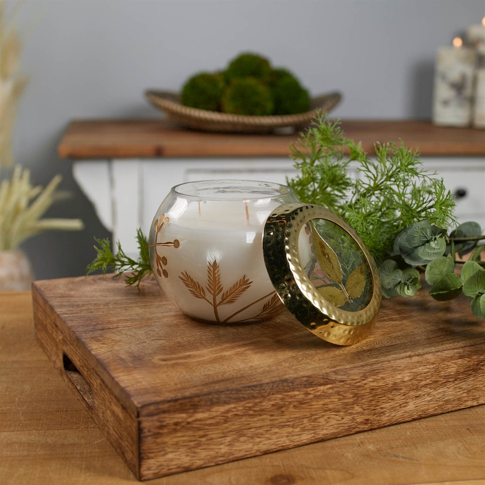 Frosted Juniper Scented Soy Candle with Pressed Leaf Lid 5"D. Picture 5