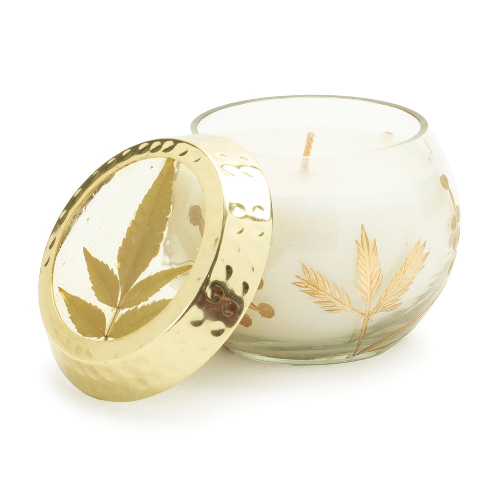 Frosted Juniper Scented Soy Candle with Pressed Leaf Lid (Set of 3). Picture 3