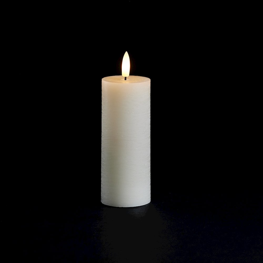 FIA Wick Ivory Pillar Candle (Set of 4). Picture 2