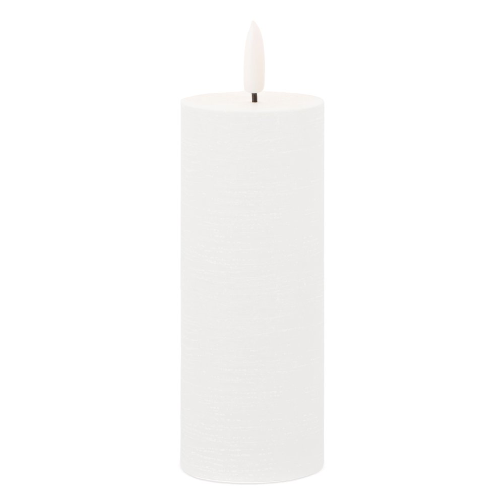 FIA Wick White Pillar Candle (Set of 4). Picture 1