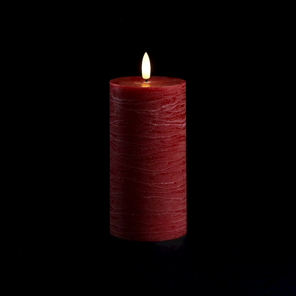 FIA Wick Red Pillar Candle (Set of 2). Picture 2