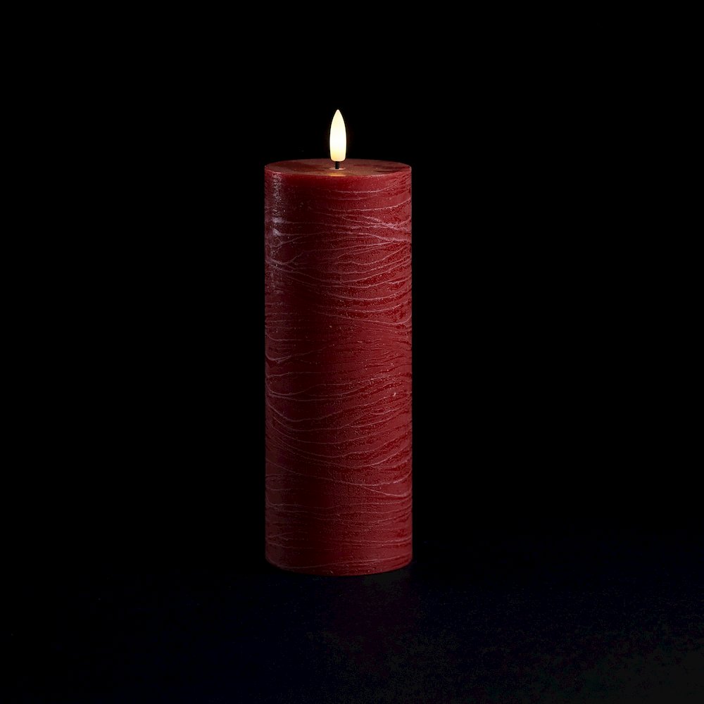 FIA Wick Red Pillar Candle (Set of 2). Picture 2