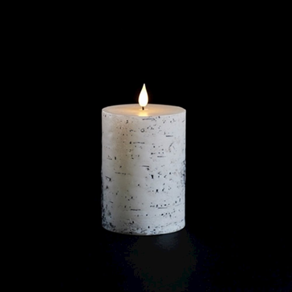 FIA Wick Birch Design Pillar Candle (Set of 2). Picture 2