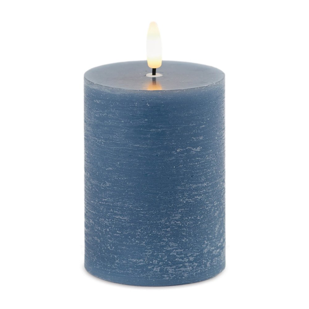 FIA Wick Blue Pillar Candle (Set of 2). Picture 1