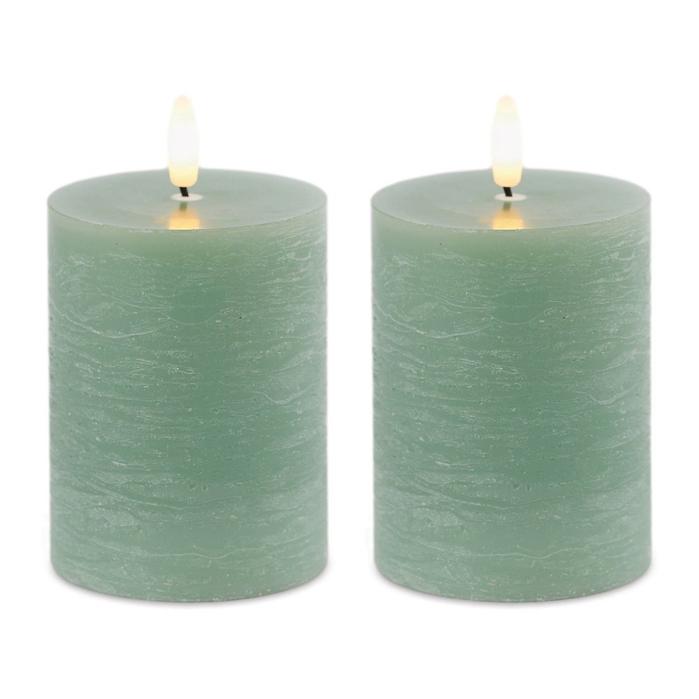 FIA Wick Green Pillar Candle (Set of 2). Picture 2