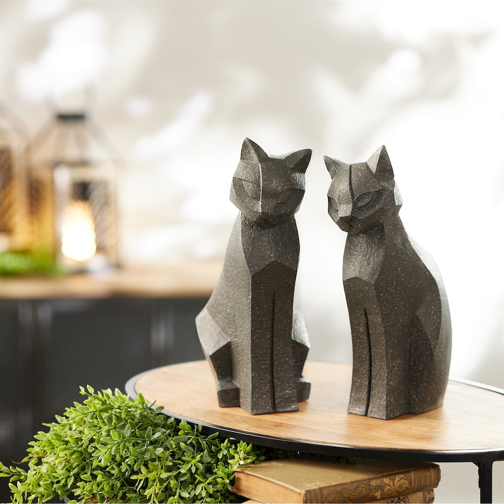 Modern Sitting Cat Statue (Set of 4). Picture 2
