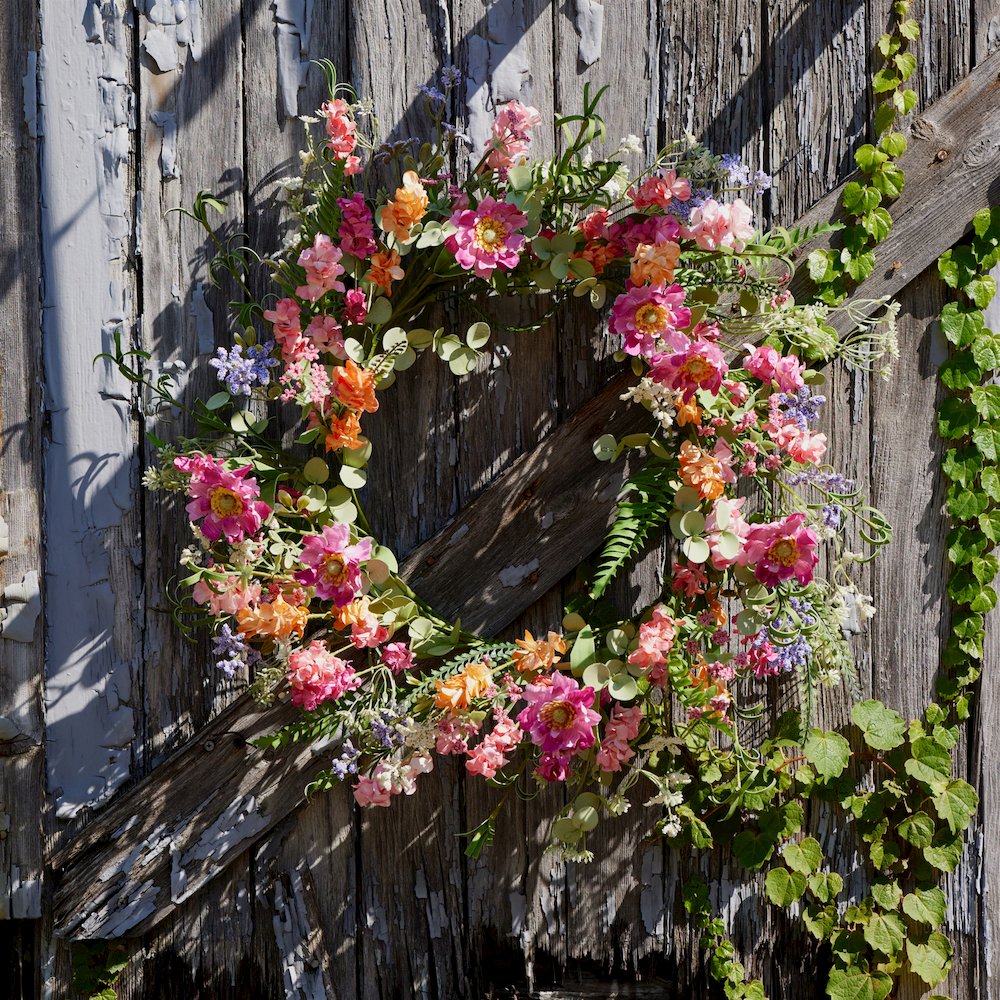 Mixed Floral and Foliage Wreath 20"D. Picture 3