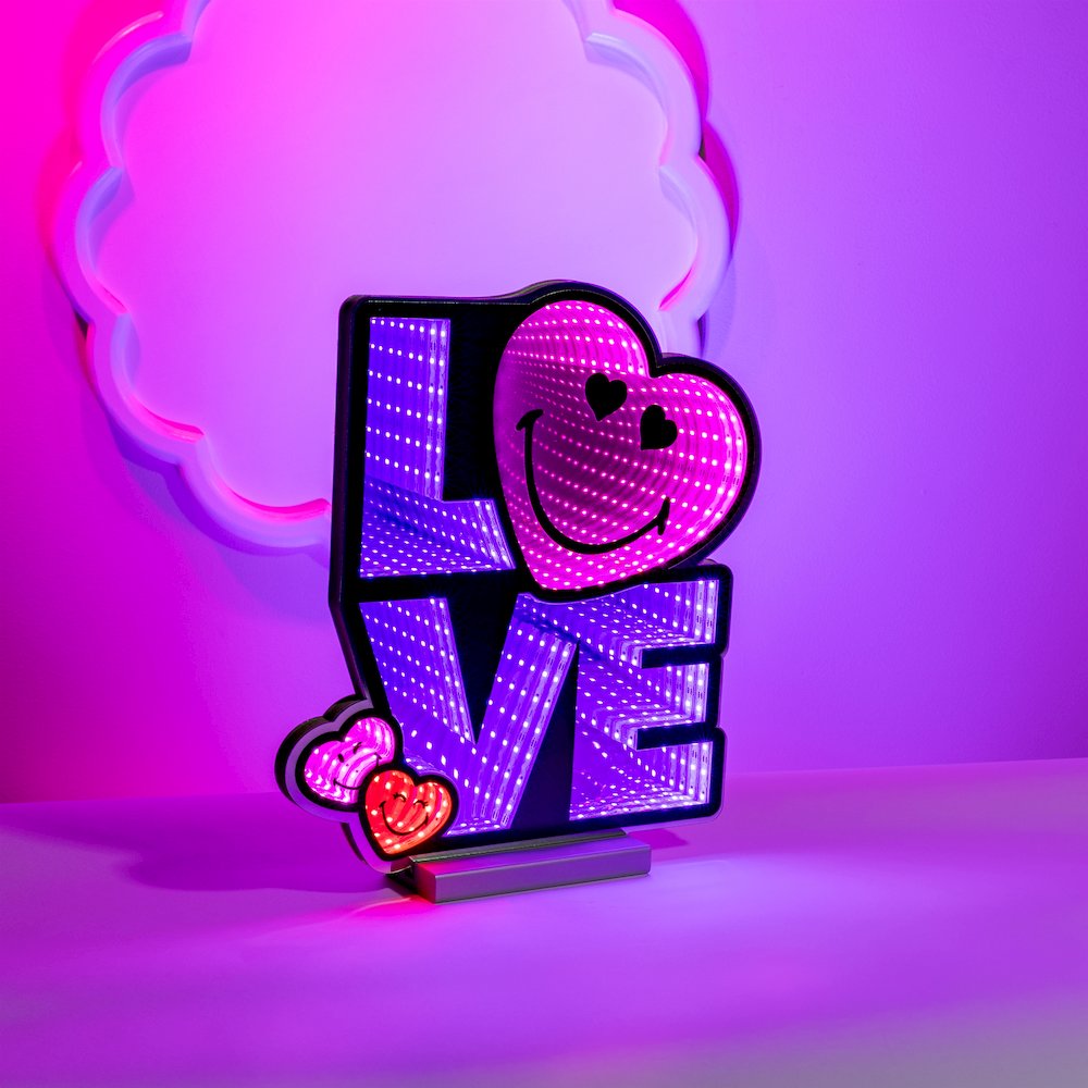 SmileyWorld Love Square Ekkolight 14.5"H. Picture 4