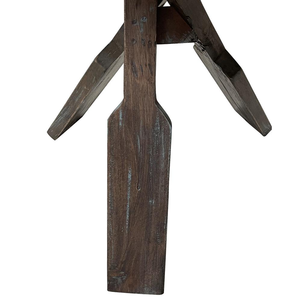 Cottage Round Boat Oar Accent Table. Picture 5