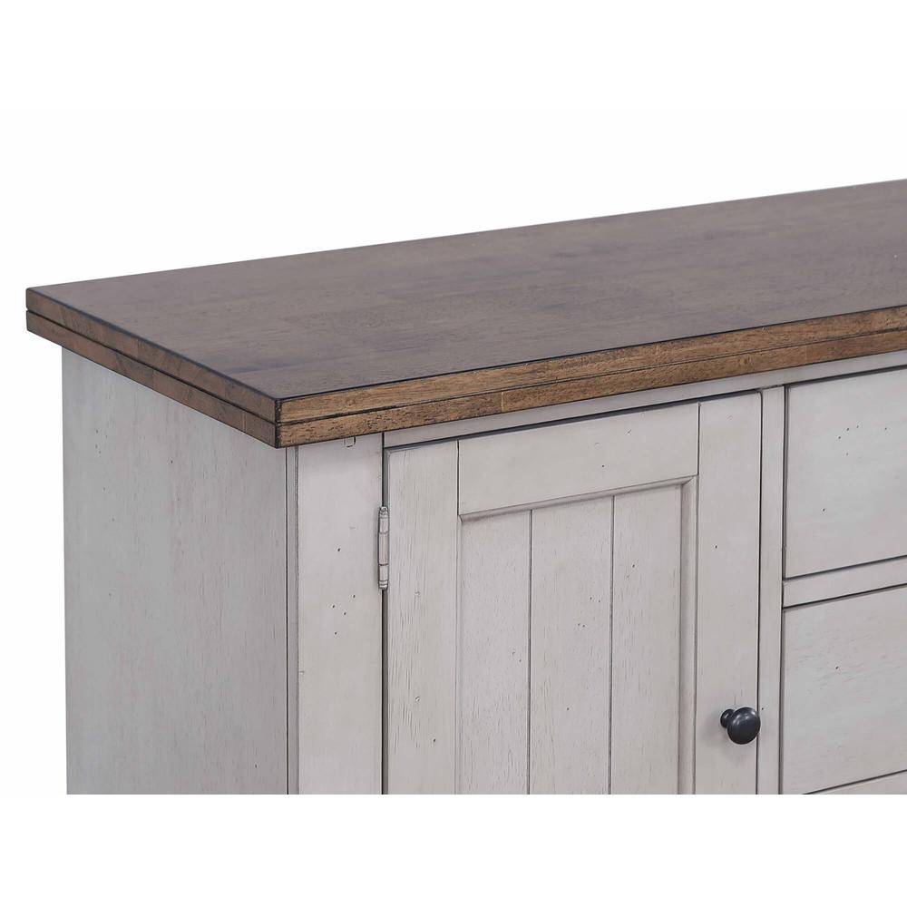 Country Grove Buffet and Lighted Hutch. Picture 5