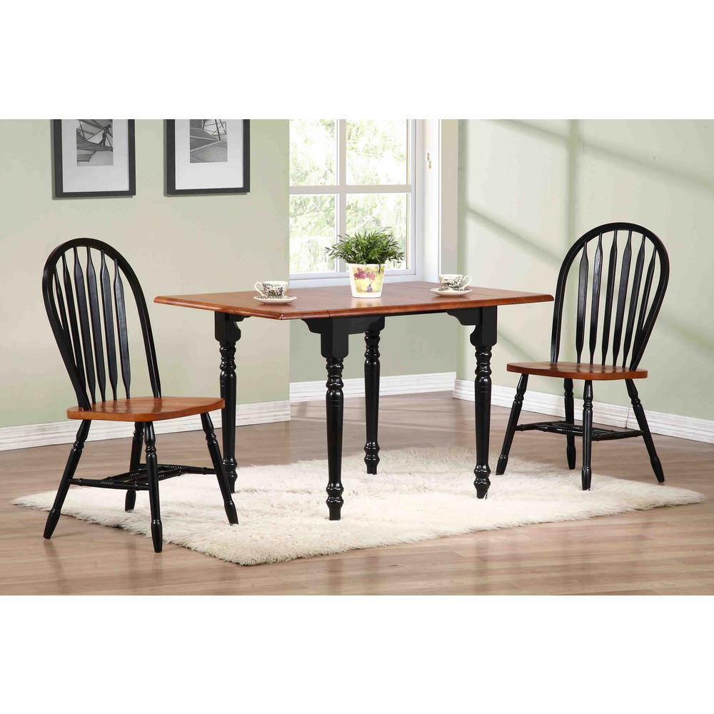 Selections 3 Piece 34-48" Rectangular Extendable Dining Set. Picture 2