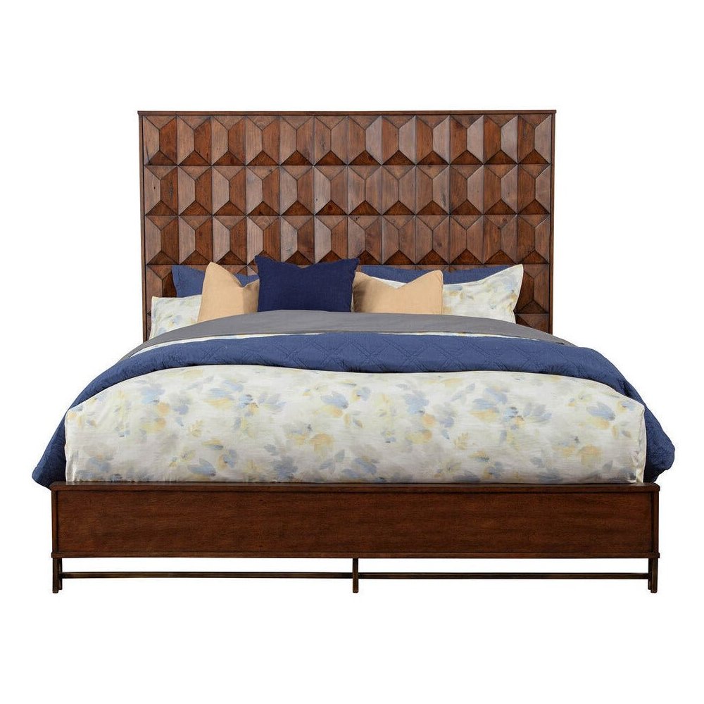 Transitional Trig Queen Panel Bed, Mahogany. Picture 3