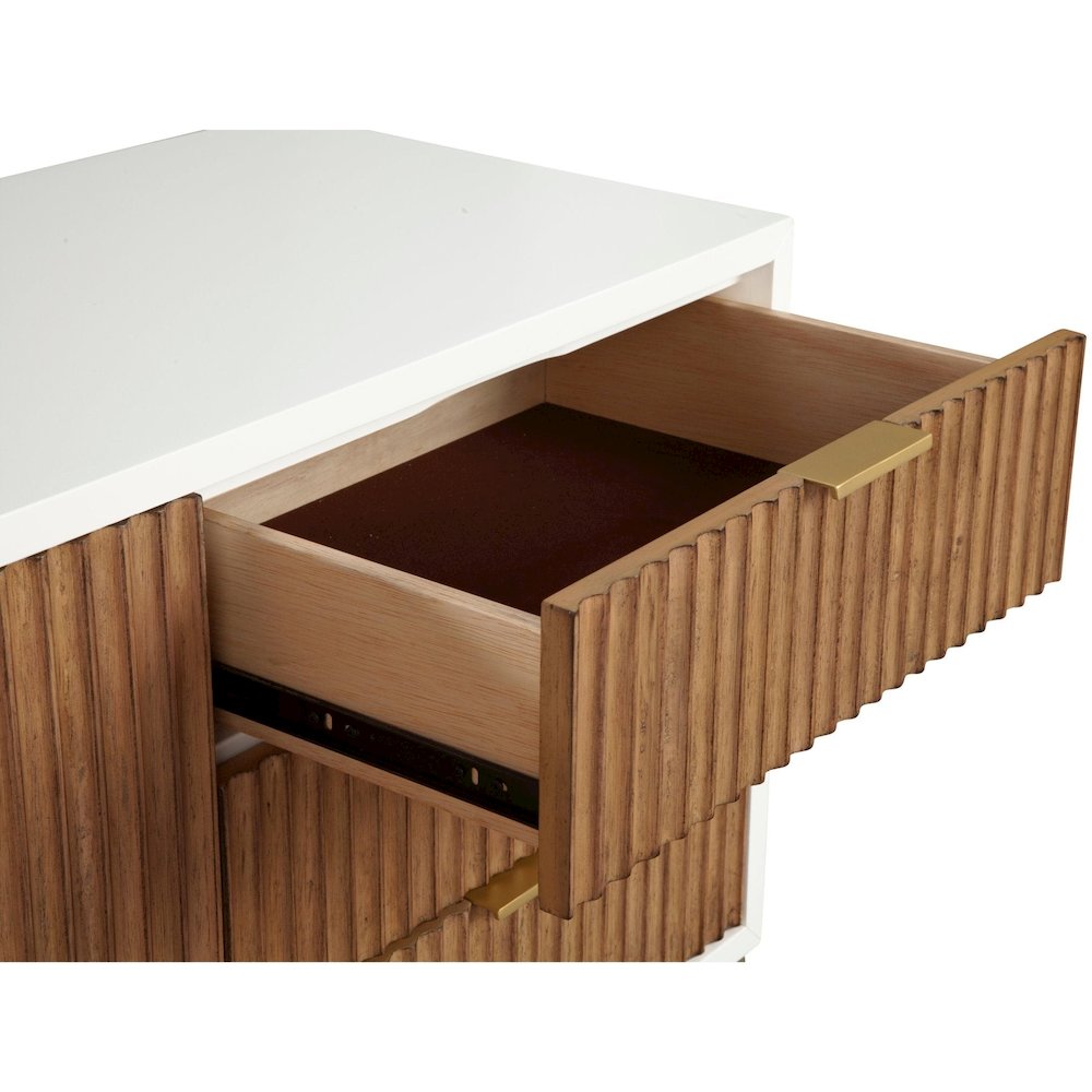 Contemporary Larsen TV Console, White. Picture 5